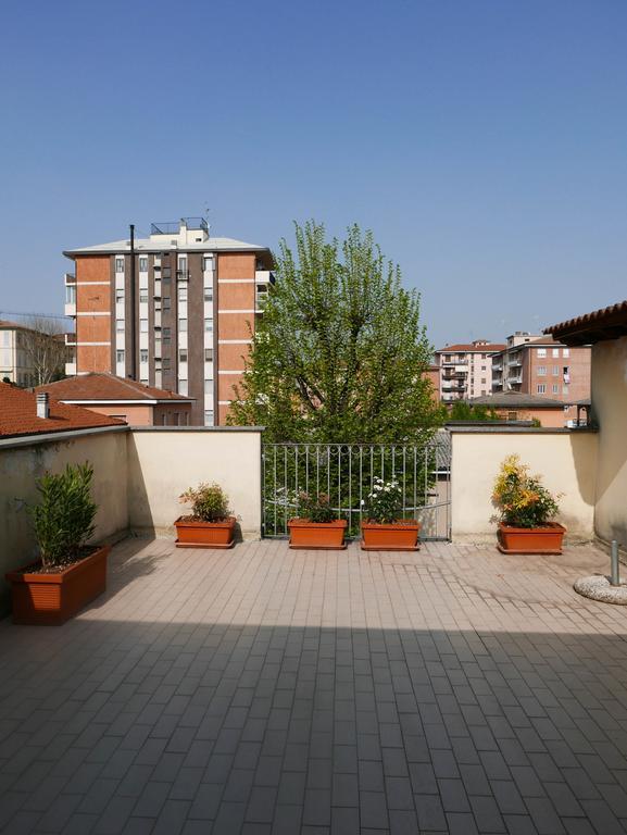 Guesthouse Flora Lodi Dış mekan fotoğraf
