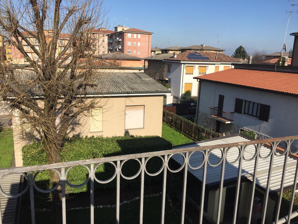 Guesthouse Flora Lodi Dış mekan fotoğraf